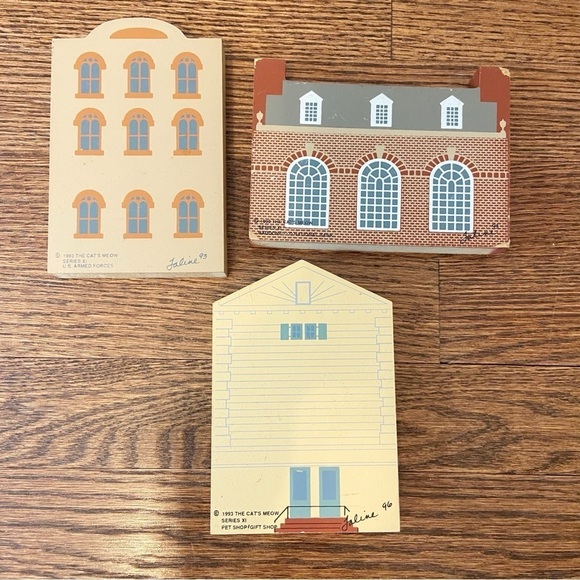 The Cat’s Meow | Vintage 1993 Series XI lot of 3 Mini Wooden Houses cottage core - Picture 2 of 10